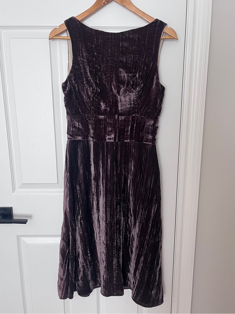 Vintage Sleeveless 100% Silk Crushed Velvet Brown Midi Dress